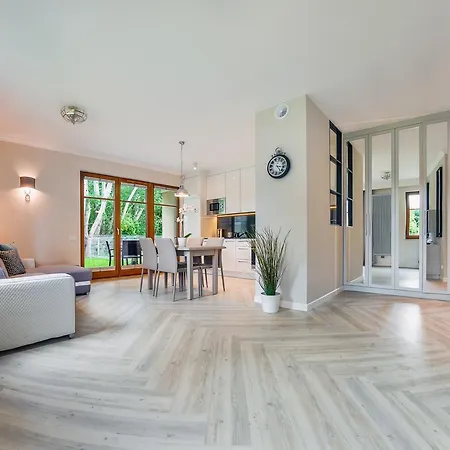 شقة Krolewskie Kamieniczki, Sun & Snow *